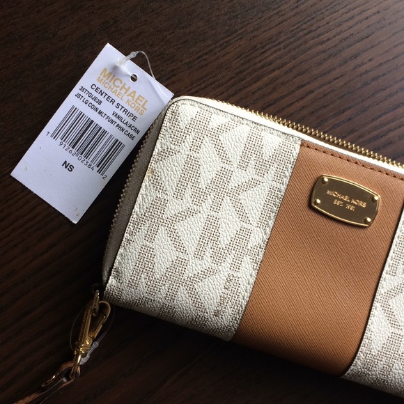 NWT MK ZIP WALLET - Picture 3 of 7